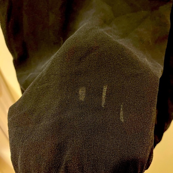 Beautiful silk top with chain  embellishments Medium - Picture 3 of 5